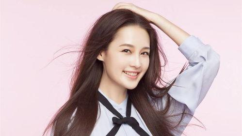 娱乐大爆料李沁,娱乐圈的清新女神，揭秘她的魅力人生  第2张